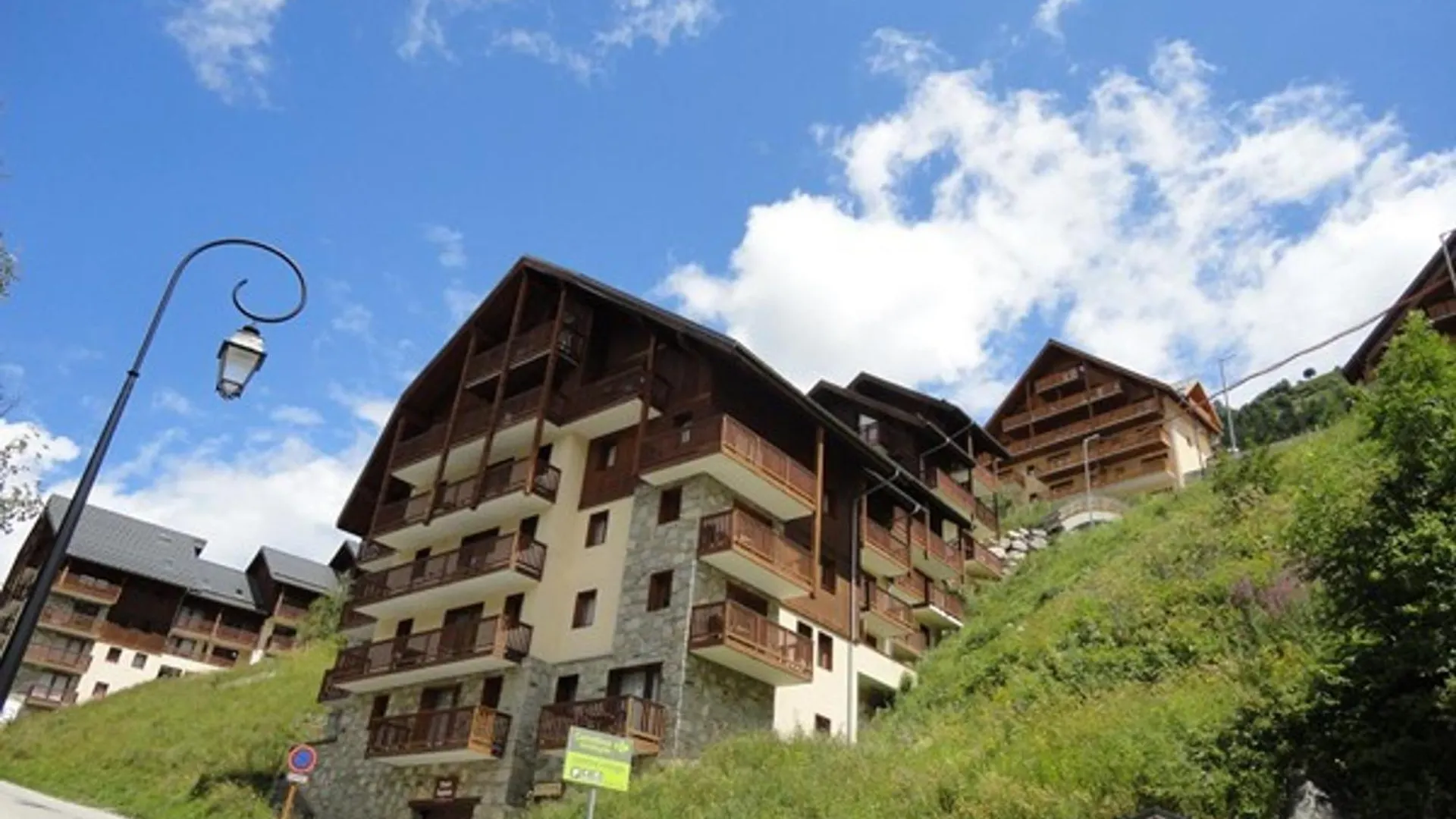 Apartment Charmant 2 Pieces Pour 5 Personnes, Oriente Ouest, Avec Balcon A Valloire, 3 Etoiles - Fr-1-263-126