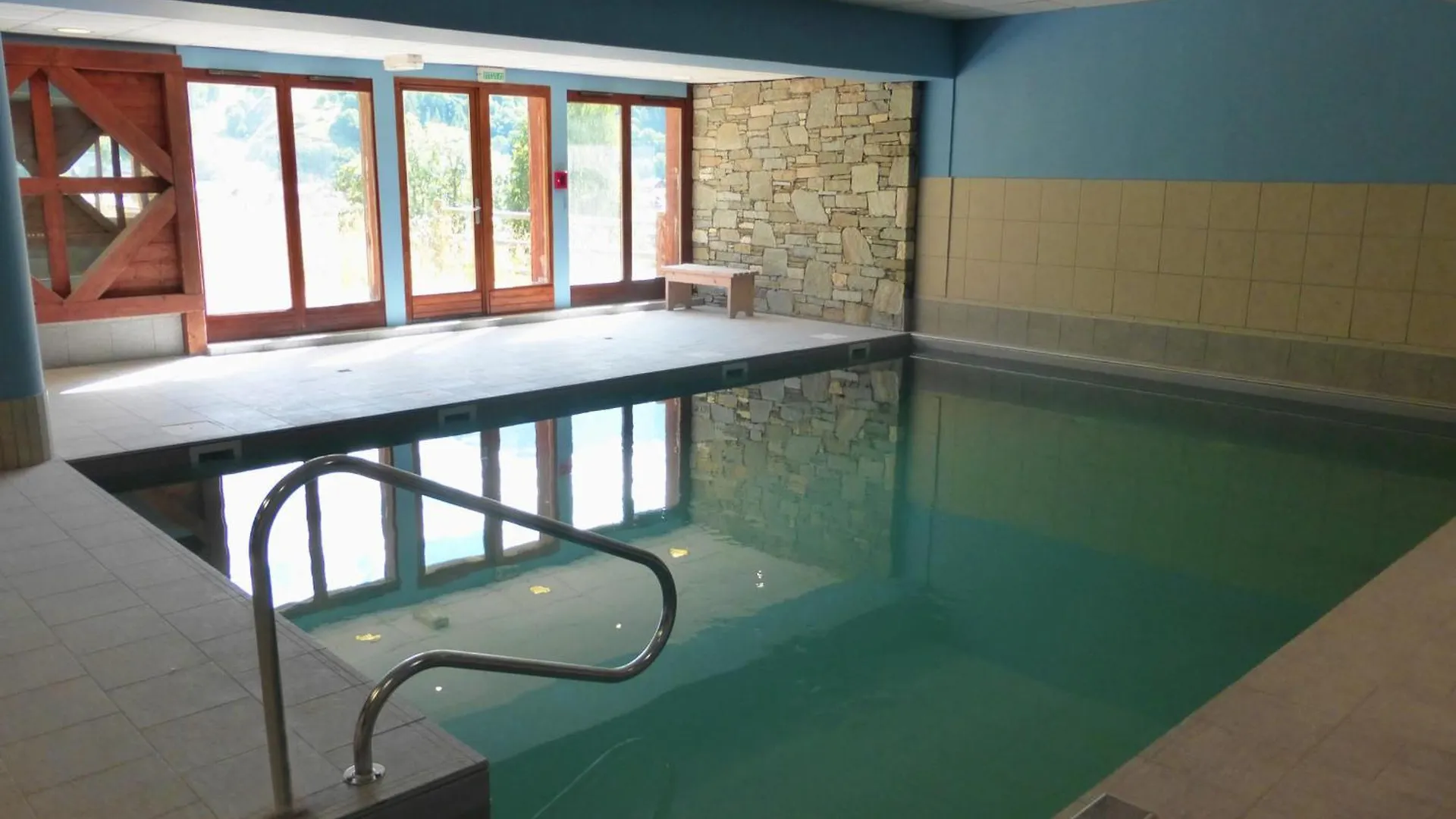 Charmant 2 Pieces Pour 5 Personnes, Oriente Ouest, Avec Balcon A Valloire, 3 Etoiles - Fr-1-263-126 0*, Valloire